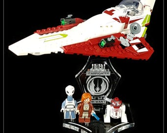 Display stand angled for Lego 75333 Obi Wan&#39;s Starfighter + minifigures slots (A1096)