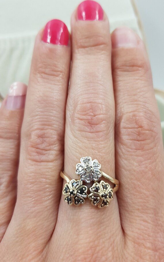 Vintage 9ct Gold Diamond Flower Ring, 9ct Diamond… - image 7