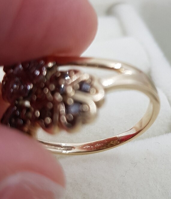 Vintage 9ct Gold Diamond Flower Ring, 9ct Diamond… - image 9