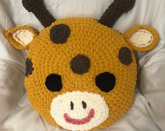 愛らしい手作りかぎ針編みのキリン枕 - オーダーメイド