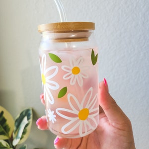 GSPY Aesthetic Flower Cups With Lids and Straws - Iced Coffee Glasses,  Tumblers for Birthdays, Chris…See more GSPY Aesthetic Flower Cups With Lids  and