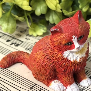 Cynthia Classical Cats by Martin Leman Hand Painted Pewter Figurine Vintage Dept. 56