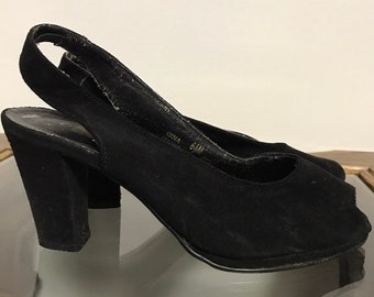 VTG 90's Chinese Laundry Designer vintage Cuir en daim noir véritable Chunky Peep Toe Slingbacks Talons hauts Escarpins Chaussures Sandales TAILLE 6.5