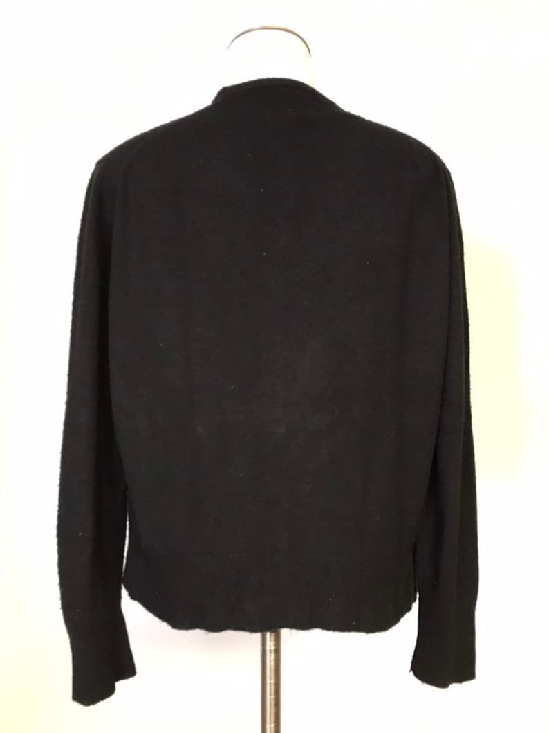Vintage Retro 50/'s 60/'s Fully Fashioned by Donwood Donspun Orlon Pearl Floral Beaded Black /& White Pearl Button Down Sweater Cardigan