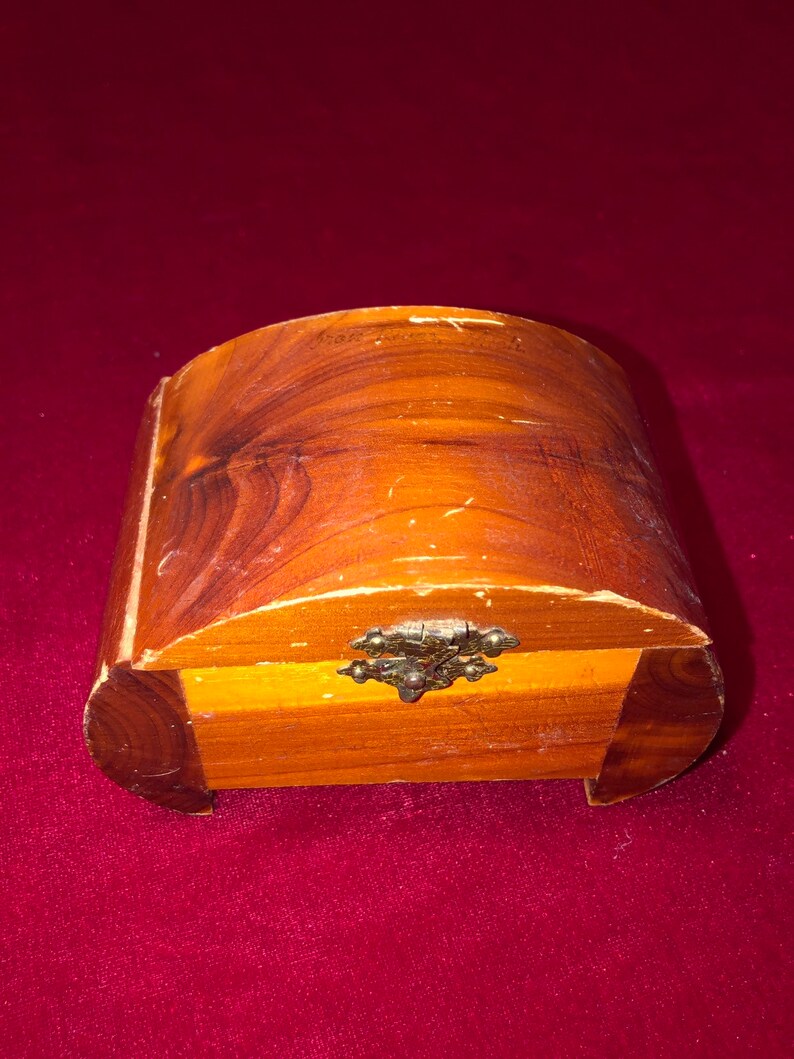Vintage Iron River Michigan Souvenir Cedar Art Deco Style Trinket Box