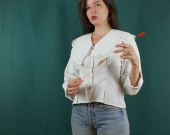 CYCLAMEN. Naaipatroon, blouse gezwollen mouwen, drie soorten grote kragen - gemiddeld - NEDERLANDS/NEDERLANDS