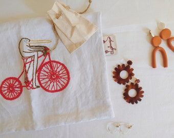 SUNDAY on a bicycle. Embroidery pattern (model in two sizes + stitches + diagrams) - intermediate - FR+ENG