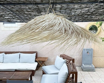 Suspension Parasol en palmier naturel tressé du Maroc forme évasée