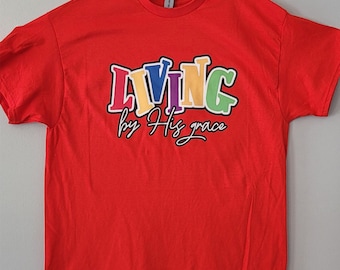 LIVING Tshirt, Christian Shirt, Bible Verse T-Shirt, Religious Outfits, Faith T Shirt, Christian Graphic Tees, Faith Shirts, Christian Gifts