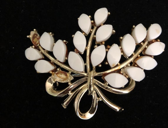 Vinage Milk Glass Brooch - image 1