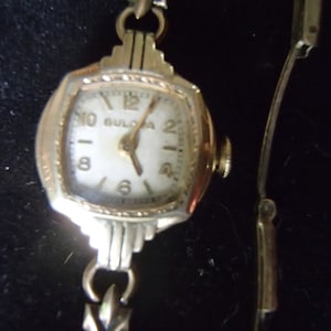 Vintage Lady Bulova - 10k filled gold plate - Art Deco  (Item# J0171)