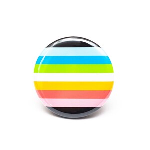 Queer flag pride button