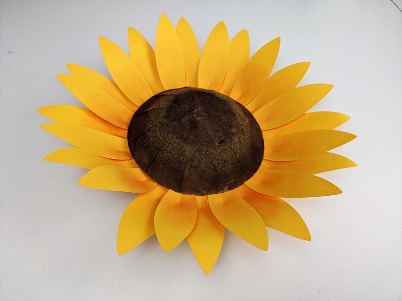 Free Free 194 Giant Sunflower Svg SVG PNG EPS DXF File
