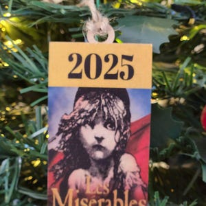 Adorno personalizado de Broadway, Los Miserables, Regalo de teatro personalizado