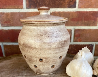 Stoneware Garlic Holder