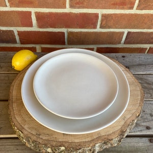 Stoneware Plate Set