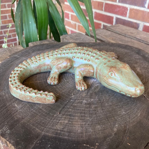 Stoneware Alligator