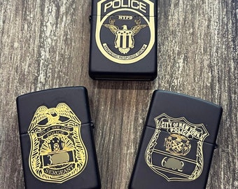Briquet Zippo à Essence - Emblème Handcuffs Rouge Mat, Garantie 30 Ans, Fabriqué Aux USA