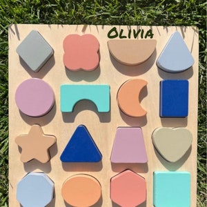 PERSONALIZED Wooden Shape Puzzle | Montessori First Puzzle | Preschool Learning Toy