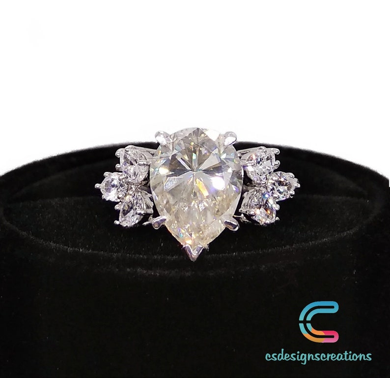 Beautiful 3.19 CT Pear Cut Solitaire Engagement Wedding Ring 925 Sterling Silver Flower Ring Natural Inspired Anniversary Ring