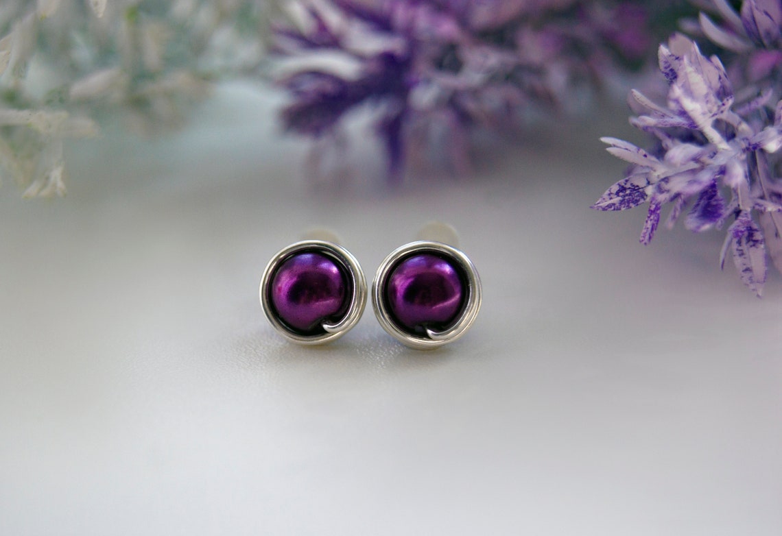 Purple stud earrings Dark purple studs Small pearl Etsy
