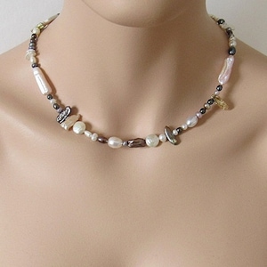 Halskette, Süßwasserperlen Kette,  Perlenkette, Perlen weiß, beige,  braun, Silber 925.