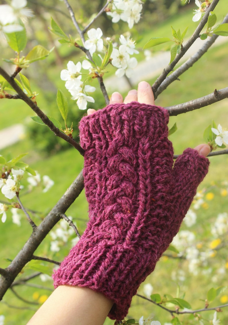 Short Pink Gloves, Woolen Mittens, Knitted Accessories, Free Sh Short Pink Gloves, Woolen Mittens, Knitted Accessories, Free Sh