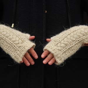 Knitted Beige  Glovelets,  Woolen Mittens, Natural Sheep wool,  Eco-friendly yarn