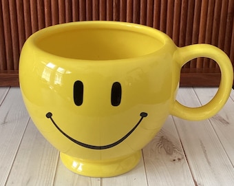 Vintage Smiley Face Mug, FTD, Teleflora, Planter, Coffee Mug, Retro Mug, Nostalgia, Happy, Cheerful, 1980s