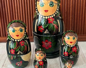 Vintage Wooden Nesting Dolls, Russian, Matryoshka Dolls, Russian Folk Art, 5 Dolls, Largest Doll 7”
