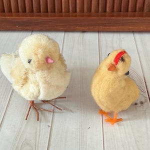 Vintage Easter, Pom Pom Chicks, Chickens, Spun Cotton, Wire Feet, Easter Decor, Easter Basket, Japan, Mid Century, 1950s