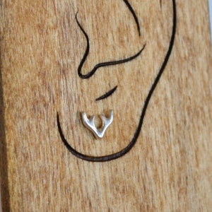 Small Deer Antler Stud Earrings - Christmas Dainty Delicate Silver Gold Simple