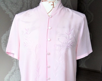 Vintage Embroidered Pink Blouse: 80s Pastel Button-Down Shirt (Size S-L)