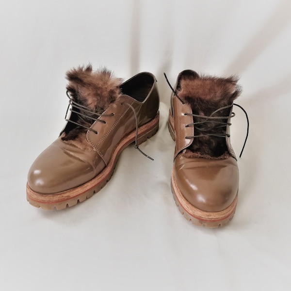 Brown Oxford Shoes Women Casual Sneakers Lace Up Rabbit Fur Outdoor Loafer Shoes Size EUR 40 / UK 7 / US 9 Made in Italy Vontage Clothing