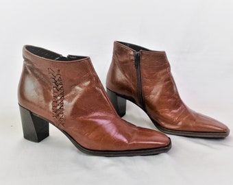 Vintage Brown Leather Ankle Boots: Square Toe Chunky Heel, Made in Italy, US 9