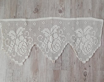 Vintage Crochet Lace Valance: Handmade Cream Window Panel (36x16 inch)