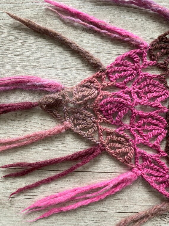 Vintage Hand-Crocheted Triangular Wool Shawl, Boh… - image 6