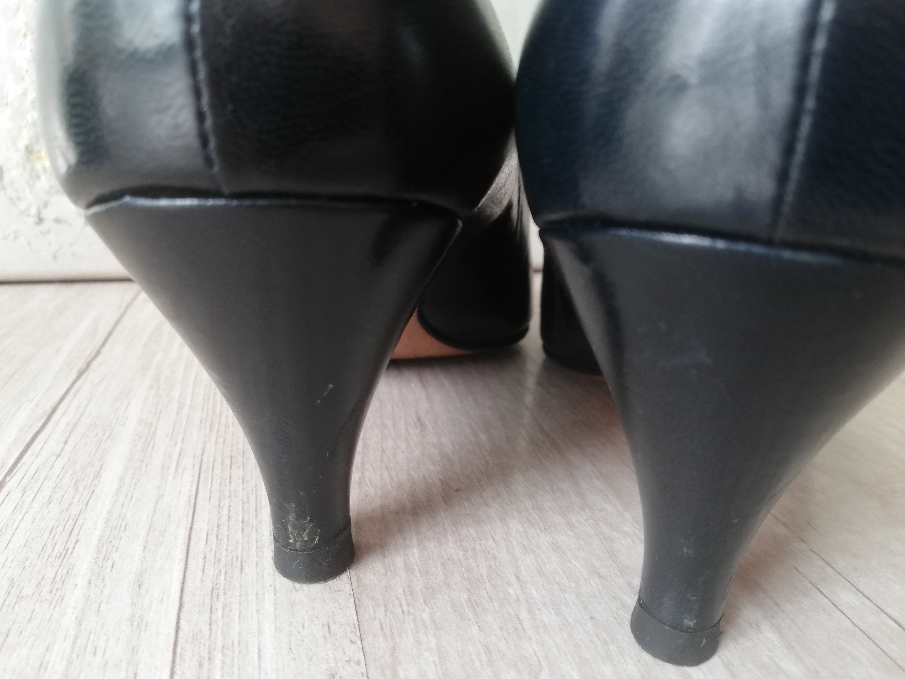 靴 vintage YSL leather shose 35 1/2 vintage YSL leather shose 35 1/2
