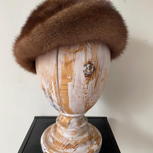 Vintage Mink Fur Hat Beret Fur Hat Warm Winter Hat Brown Fur Hat Size Medium Vintage accessories