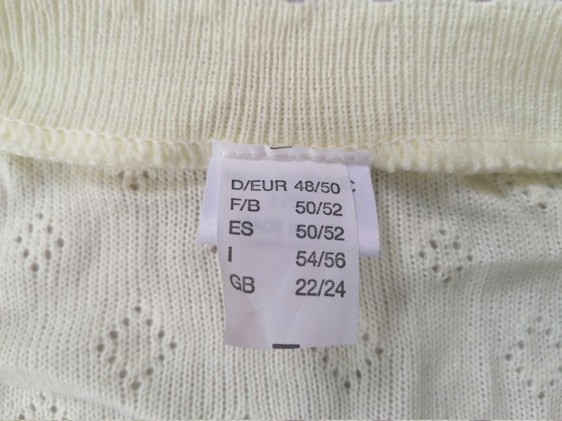 Womens Vintage Pal Yellow Light Knitted Crop Top Short Sleeve Blouse Size Small Medium Made in UK