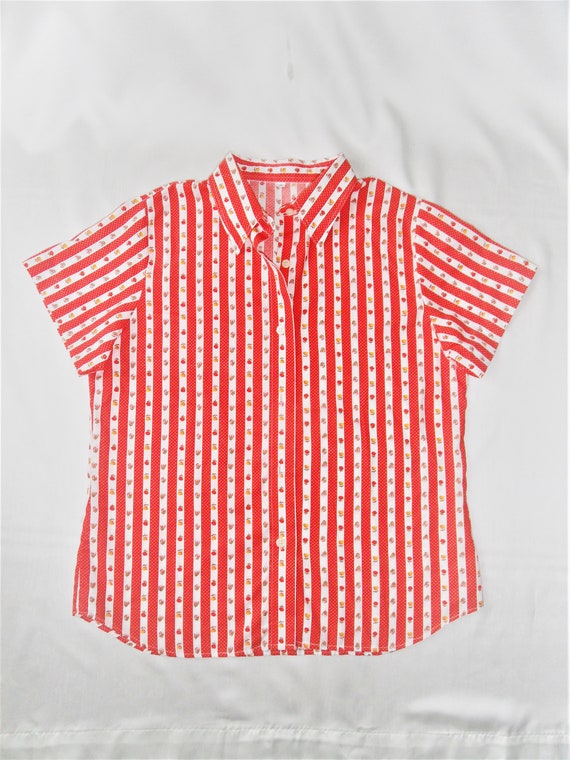 red white blue striped shirt