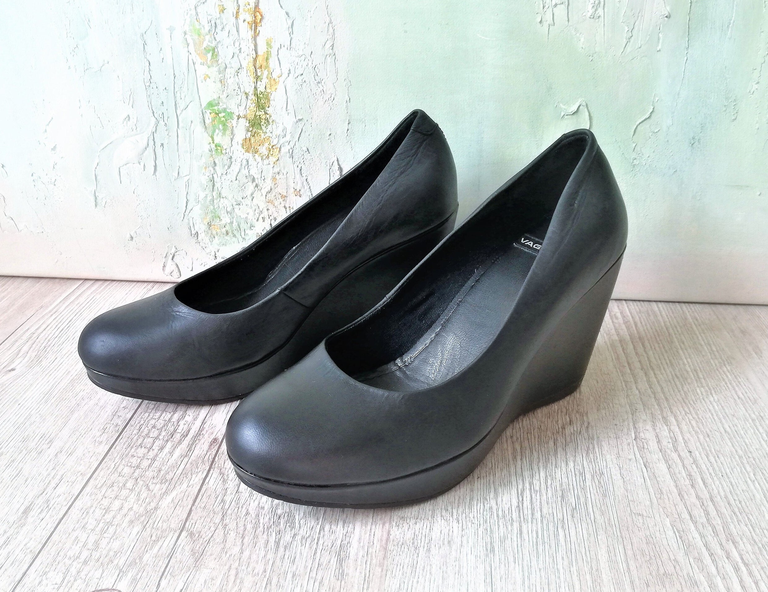 Vagabond Shoes Women Black Leather Wedge Heel Platform Shoes Size EU 36 /  UK 3.5 / US 6 Slip on Rounded Toe Platform Pumps - Etsy
