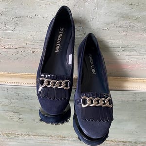 Dark Blue Suede Ballerinas Flats Loafers in Navy Blue Low Heel Slip On Shoes for Women Chain Loafers Women&#39;s Flat Round Toe Chain Trim