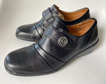 Chaussures plates noires compensées basses en cuir véritable vintage, 39 EU / 5,5 UK / 7,5 US