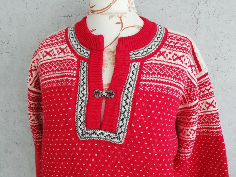 Vintage Norwegian sweater Scandinavian wool Sweater Nordic pattern sweater Red white Knit Sweater Wool cardigan Size Large