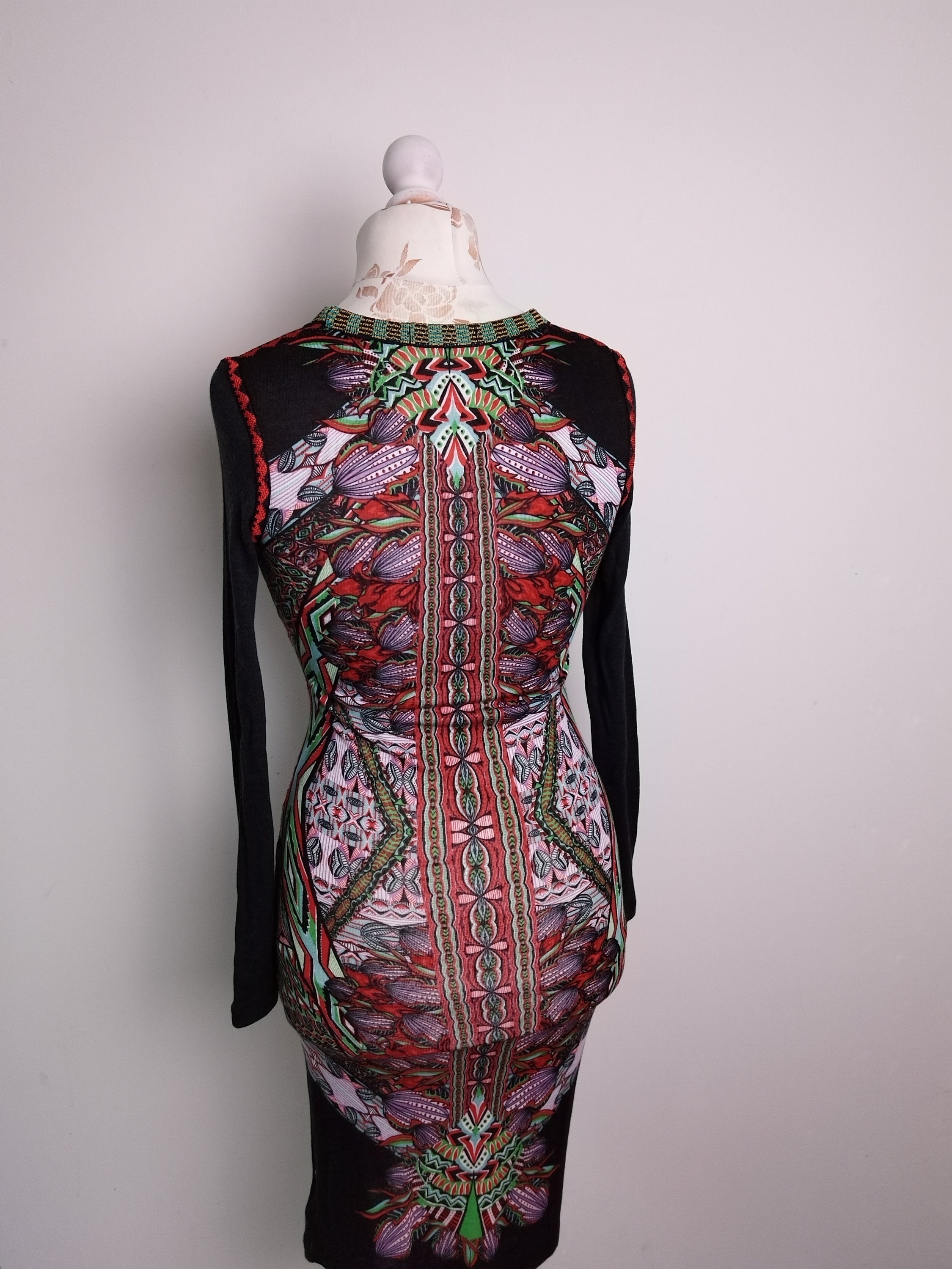 CUSTO Barcelona Y2K Bodycon Dress: Long Sleeve Boho Chic Midi - Etsy Sweden CUSTO Barcelona Y2K Bodycon Dress: Long Sleeve Boho Chic Midi - Etsy Sweden