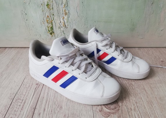 SOFTWAVES STRIPED PLATFORM SNEAKER IN ICE – A Step Above Shoes