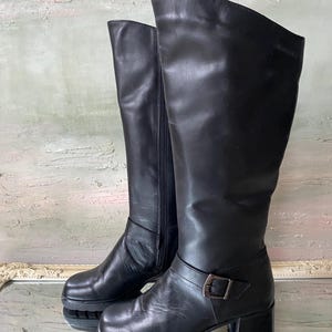 Vintage Black Knee High Block Heel 90s Leather Boots Square Toe Chunky Heel Boots Lined Winter Boots Size EU 40 / UK 7 / US 9 Vintage Boots