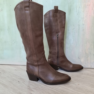 Vintage Whiskey Brown Leather Riding Boots - Women&#39;s Size US 7