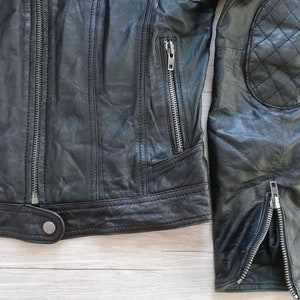 Vintage 90s Black Leather Biker Jacket Women Black Leather Quilted Shoulde Crop Jacket Zip Up BJacket Size Small Vintage Clothing Women image 10